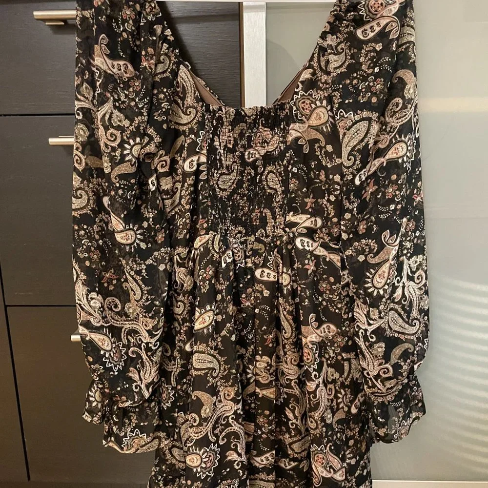 Western Style Ruffled Mini Dress - Picture 2 of 4